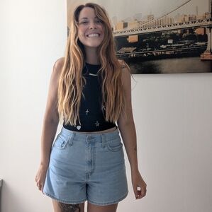 Meet your Posher, Roxanne